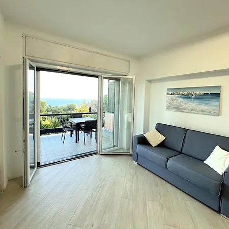 Sea View - Torre Del Mare بيرغيجي