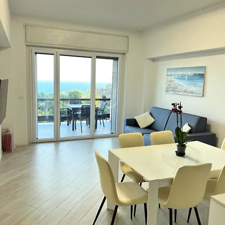Sea View - Torre Del Mare شقة بيرغيجي